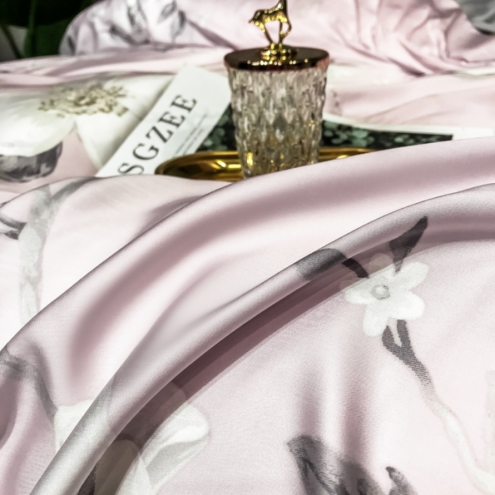 91家纺网 家纺一手货源 找家纺 朵美 2021新款60天丝数码印花夏被四件套 郊游咖