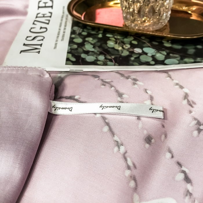 91家纺网 家纺一手货源 找家纺 朵美 2021新款60天丝数码印花夏被四件套 郊游咖