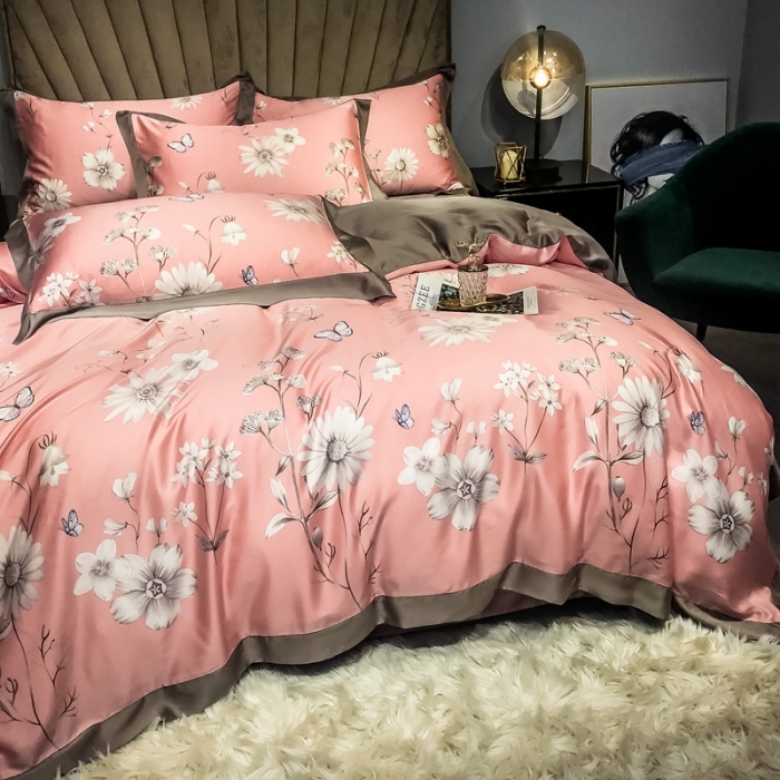 91家纺网 家纺一手货源 找家纺 朵美 2021新款60天丝数码印花夏被四件套 霓裳蝶舞咖