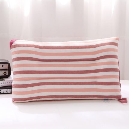 91家纺网 家纺一手货源 找家纺 全棉方格水洗枕   细条纹水洗护颈枕芯  全棉水洗棉枕头