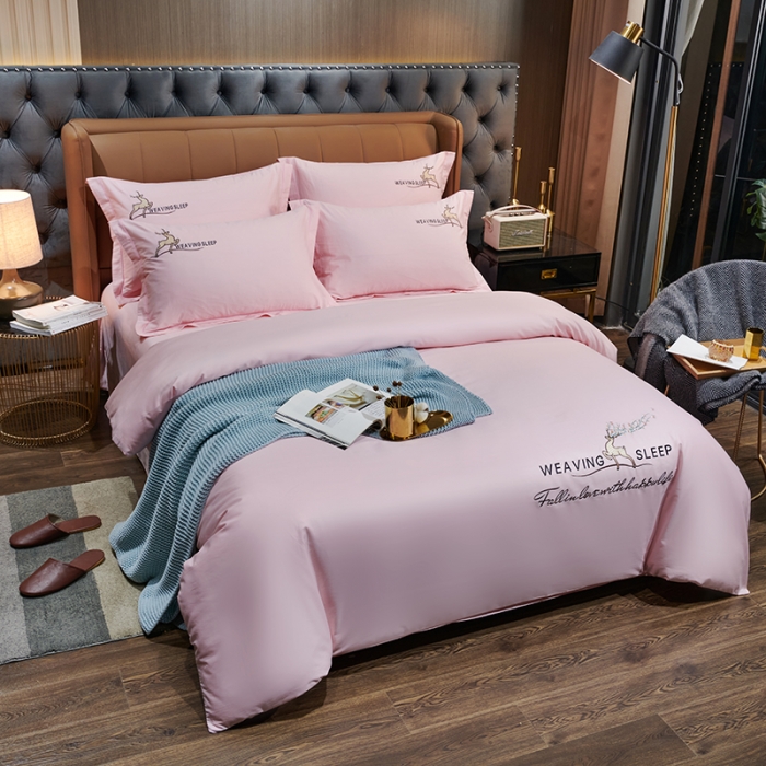 91家纺网 家纺一手货源 找家纺 U品汇春夏新品60s长绒棉绣花全棉刺绣四件套梅花鹿系列少女粉