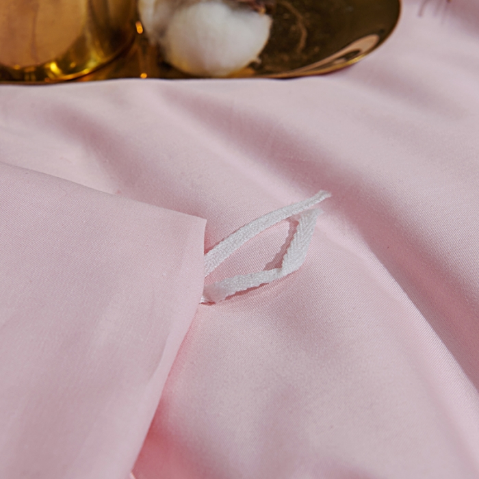 91家纺网 家纺一手货源 找家纺 U品汇春夏新品60s长绒棉绣花全棉刺绣四件套梅花鹿系列少女粉