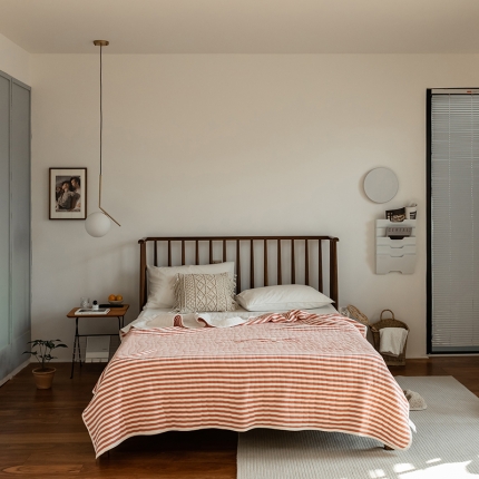 91家纺网 家纺一手货源 找家纺 新款 全棉针织棉夏被 天竺棉夏凉被 豆沙条纹