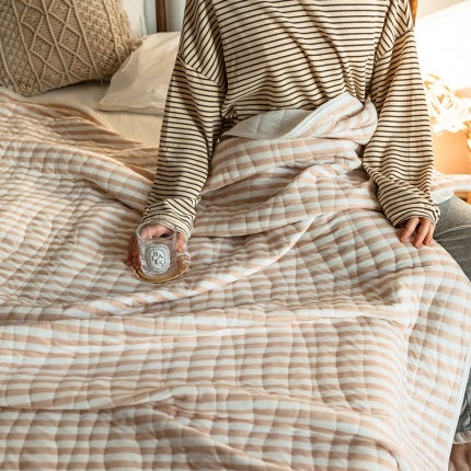 新款 全棉针织棉夏被 天竺棉夏凉被 浅咖条纹