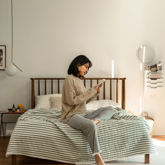 91家纺网 家纺一手货源 找家纺 新款 全棉针织棉夏被 天竺棉夏凉被 墨绿条纹