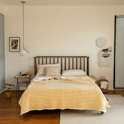 91家纺网 家纺一手货源 找家纺 新款 全棉针织棉夏被 天竺棉夏凉被 姜黄条纹