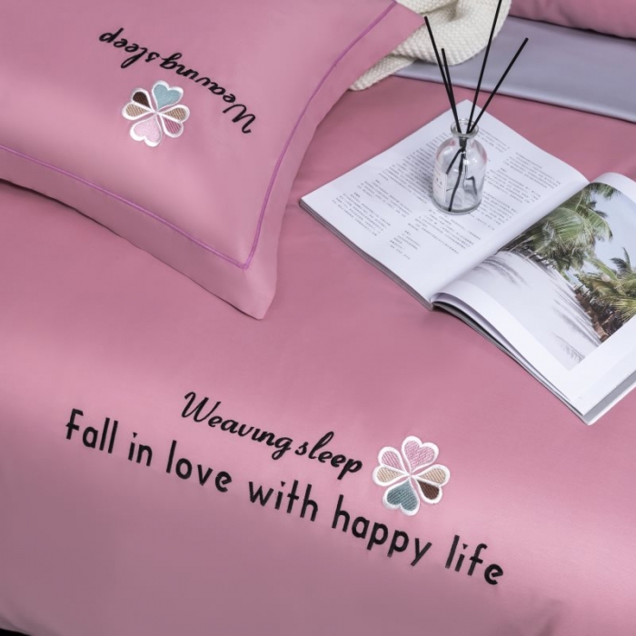 91家纺网 家纺一手货源 找家纺 U品汇2021春夏新品60s长绒棉绣花全棉刺绣四件套四叶草 豆沙