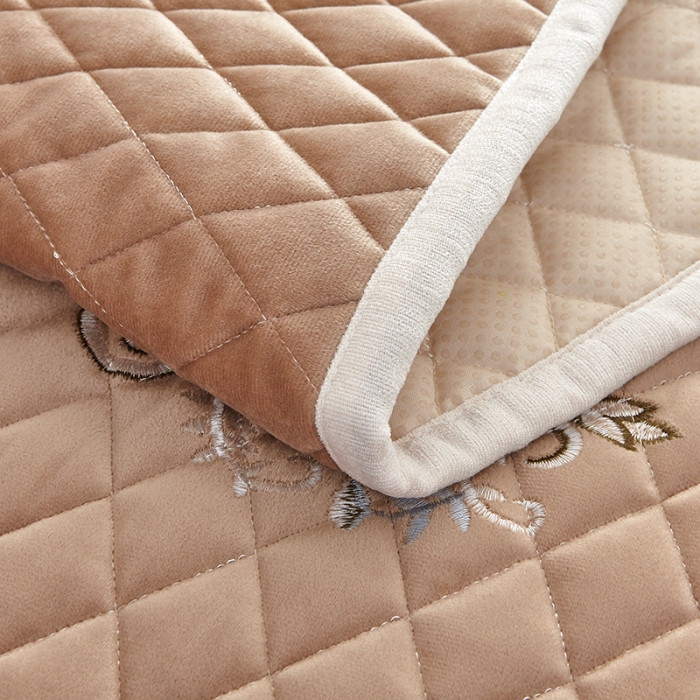 91家纺网 家纺一手货源 找家纺 U品汇 2021新款刺绣系列飘窗垫 荷兰绒-豆沙