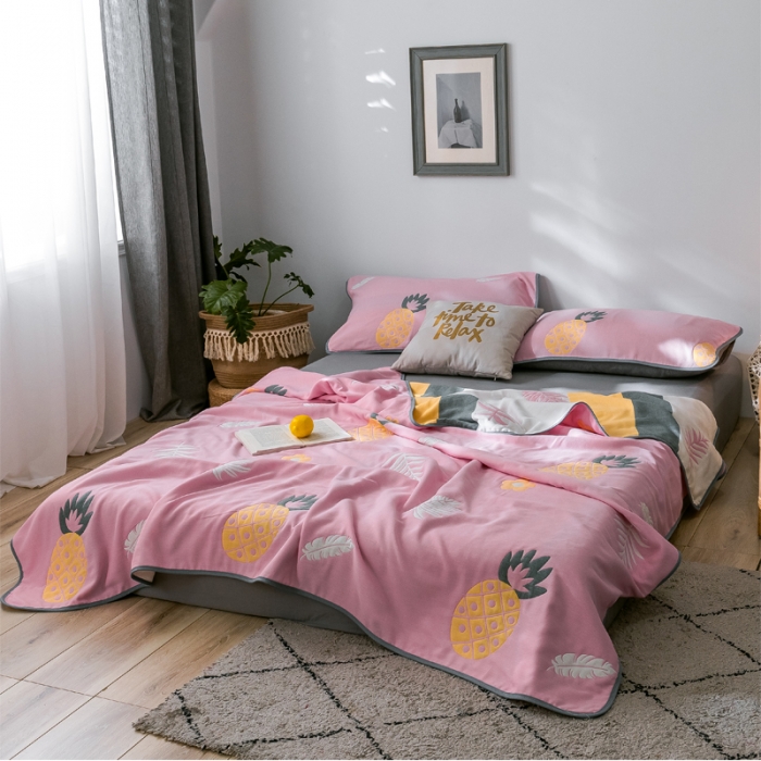 91家纺网 家纺一手货源 找家纺 朴尔  2021新款时尚六层全棉纱布毛巾被菠萝物语-粉