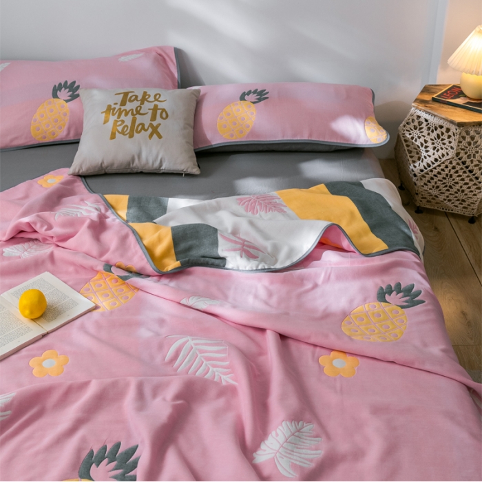 91家纺网 家纺一手货源 找家纺 朴尔  2021新款时尚六层全棉纱布毛巾被菠萝物语-粉