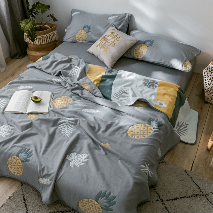 91家纺网 家纺一手货源 找家纺 朴尔  2021新款时尚六层全棉纱布毛巾被菠萝物语-灰