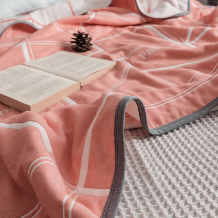 91家纺网 家纺一手货源 找家纺 朴尔  2021新款时尚六层全棉纱布毛巾被简约粉