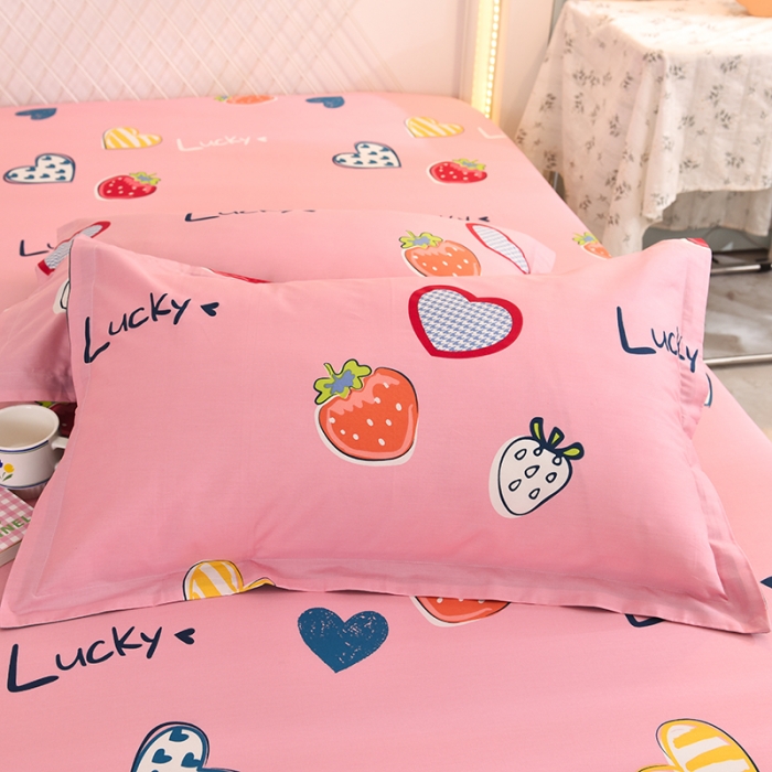 91家纺网 家纺一手货源 找家纺 甜之梦新款13372全棉印花枕套48*74cm一对 幸运草莓
