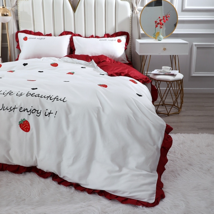 91家纺网 家纺一手货源 找家纺 全棉60支贡缎长绒棉公主风韩版绣花四件套 夕夕草莓-酒红