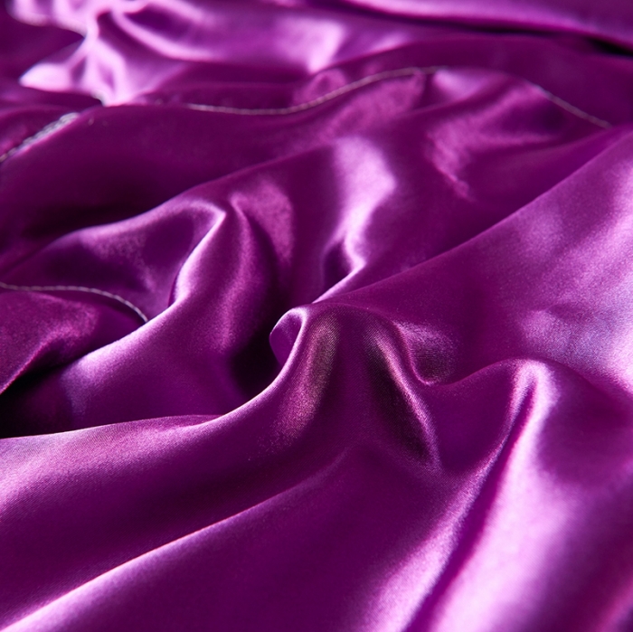 91家纺网 家纺一手货源 找家纺 被多多 2022新款真丝夏被可配四件套 魅力紫