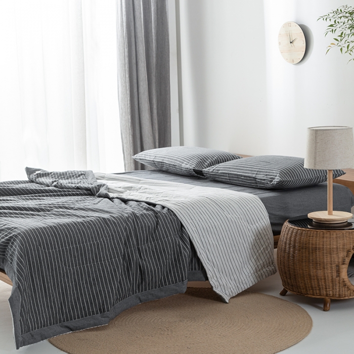 91家纺网 家纺一手货源 找家纺 棉邦 2021新款全棉水洗棉夏被四件套  黑白条