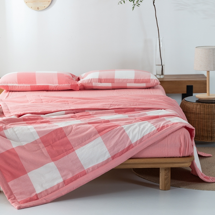 91家纺网 家纺一手货源 找家纺 棉邦 2021新款全棉水洗棉夏被四件套 红白大格