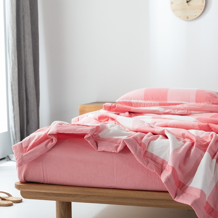 91家纺网 家纺一手货源 找家纺 棉邦 2021新款全棉水洗棉夏被四件套 红白大格