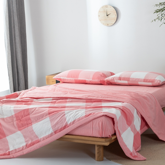 91家纺网 家纺一手货源 找家纺 棉邦 2021新款全棉水洗棉夏被四件套 红白大格