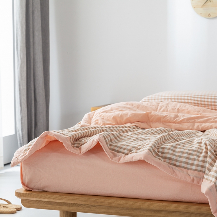 91家纺网 家纺一手货源 找家纺 棉邦 2021新款全棉水洗棉夏被四件套 蜜粉小格