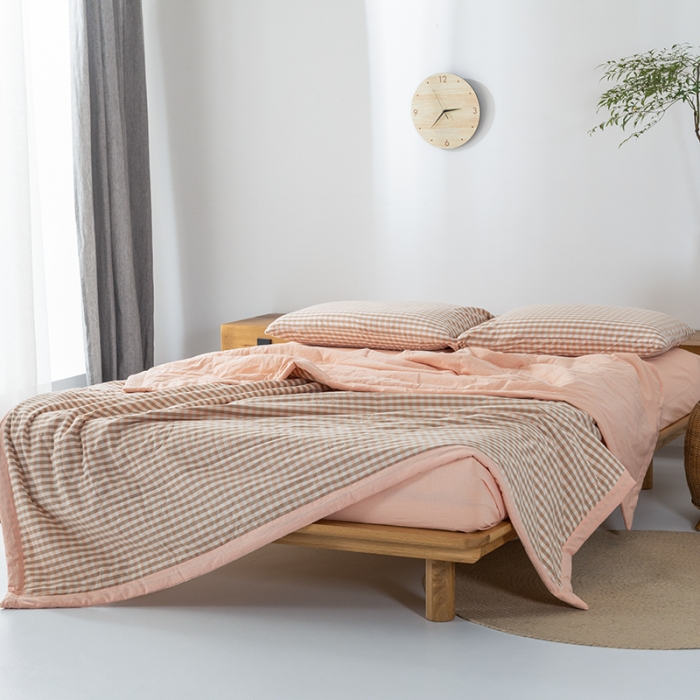 91家纺网 家纺一手货源 找家纺 棉邦 2021新款全棉水洗棉夏被四件套 蜜粉小格