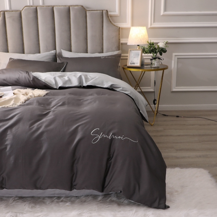 91家纺网 家纺一手货源 找家纺 2021新款纯色拼色纯棉全棉60S贡缎长绒棉绣花四件套 黑灰