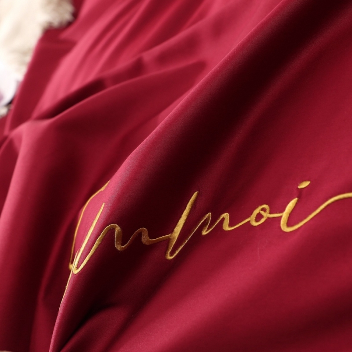 91家纺网 家纺一手货源 找家纺 2021新款纯色拼色纯棉全棉60S贡缎长绒棉绣花四件套 酒红