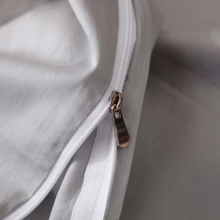 91家纺网 家纺一手货源 找家纺 2021新款纯色拼色纯棉全棉60S贡缎长绒棉绣花四件套 浅玉