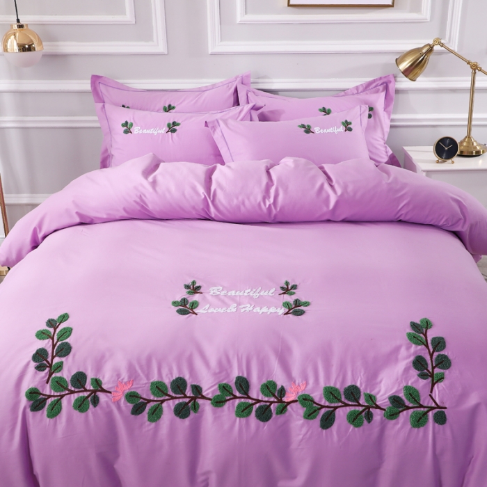 91家纺网 家纺一手货源 找家纺 2021新款全棉13372毛巾绣纯棉刺绣花四件套 爱之蔓紫色