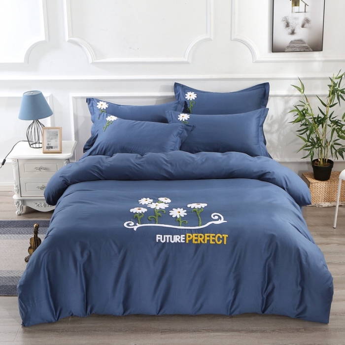 91家纺网 家纺一手货源 找家纺 2021新款全棉13372毛巾绣纯棉刺绣花四件套夏花绽放藏青