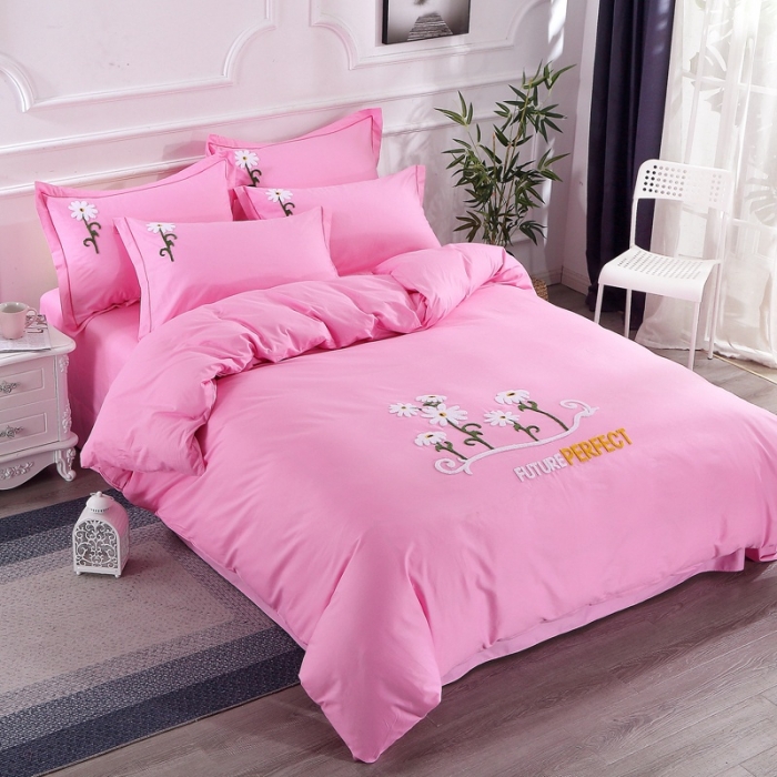 91家纺网 家纺一手货源 找家纺 2021新款全棉13372毛巾绣纯棉刺绣花四件套夏花绽放粉色