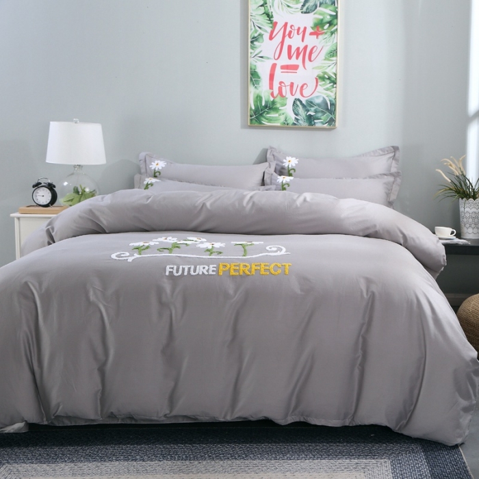 91家纺网 家纺一手货源 找家纺 2021新款全棉13372毛巾绣纯棉刺绣花四件套夏花绽放灰色