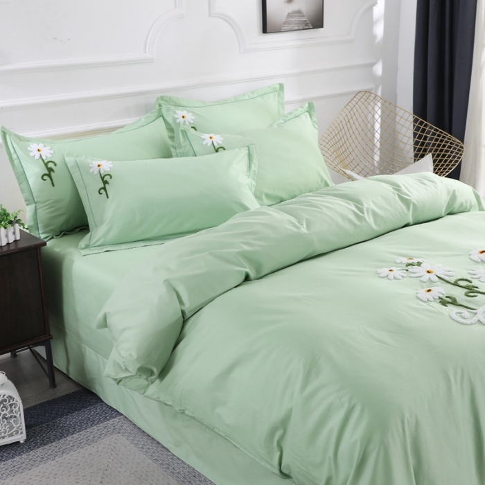 91家纺网 家纺一手货源 找家纺 2021新款全棉13372毛巾绣纯棉刺绣花四件套夏花绽放绿色