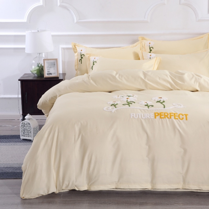 91家纺网 家纺一手货源 找家纺 2021新款全棉13372纯色毛巾绣绣花四件套 夏花绽放米黄