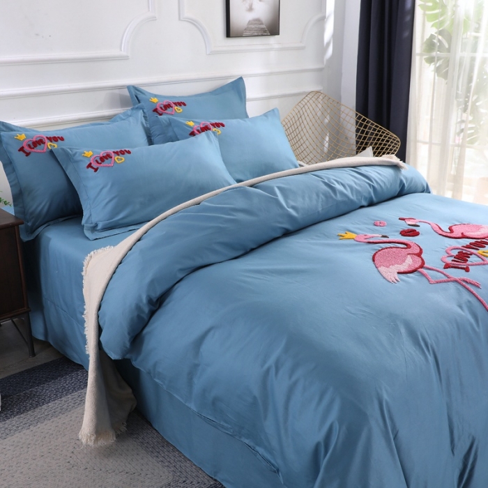 91家纺网 家纺一手货源 找家纺 2021新款全棉13372毛巾绣纯棉刺绣花四件套幸福烈鸟湖蓝