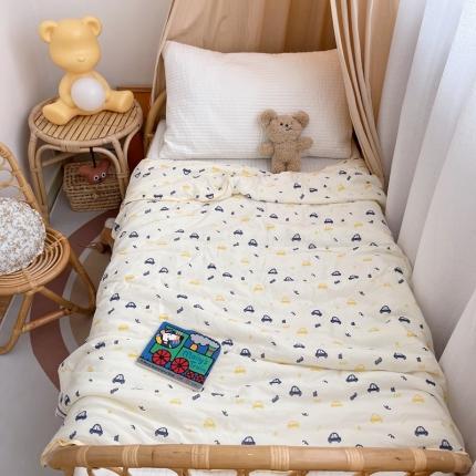 91家纺网 家纺一手货源 找家纺 星期八 2021新款裸睡大豆针织棉儿童夏被 小汽车