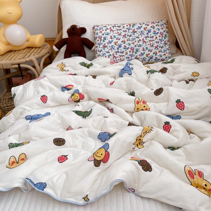 91家纺网 家纺一手货源 找家纺 星期八 2021新款裸睡大豆针织棉儿童夏被 动物园