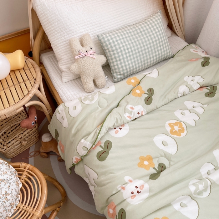 91家纺网 家纺一手货源 找家纺 星期八 2021新款裸睡大豆针织棉儿童夏被 花小兔