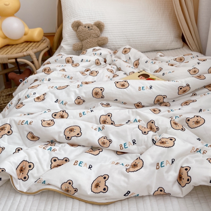 91家纺网 家纺一手货源 找家纺 星期八 2021新款裸睡大豆针织棉儿童夏被 可爱熊