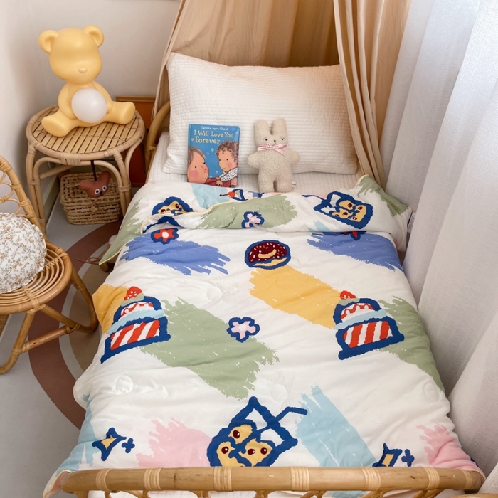 91家纺网 家纺一手货源 找家纺 星期八 2021新款裸睡大豆针织棉儿童夏被 甜甜圈