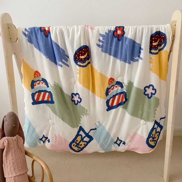 91家纺网 家纺一手货源 找家纺 星期八 2021新款裸睡大豆针织棉儿童夏被 甜甜圈