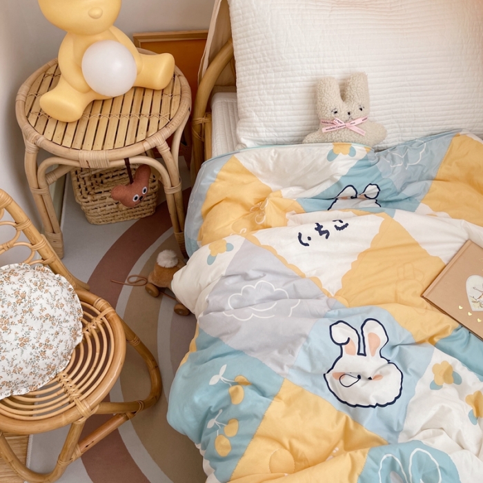 91家纺网 家纺一手货源 找家纺 星期八 2021新款裸睡大豆针织棉儿童夏被 兔子屋