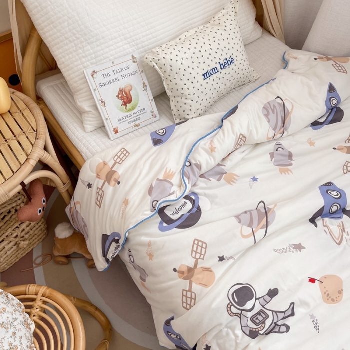 91家纺网 家纺一手货源 找家纺 星期八 2021新款裸睡大豆针织棉儿童夏被 外太空