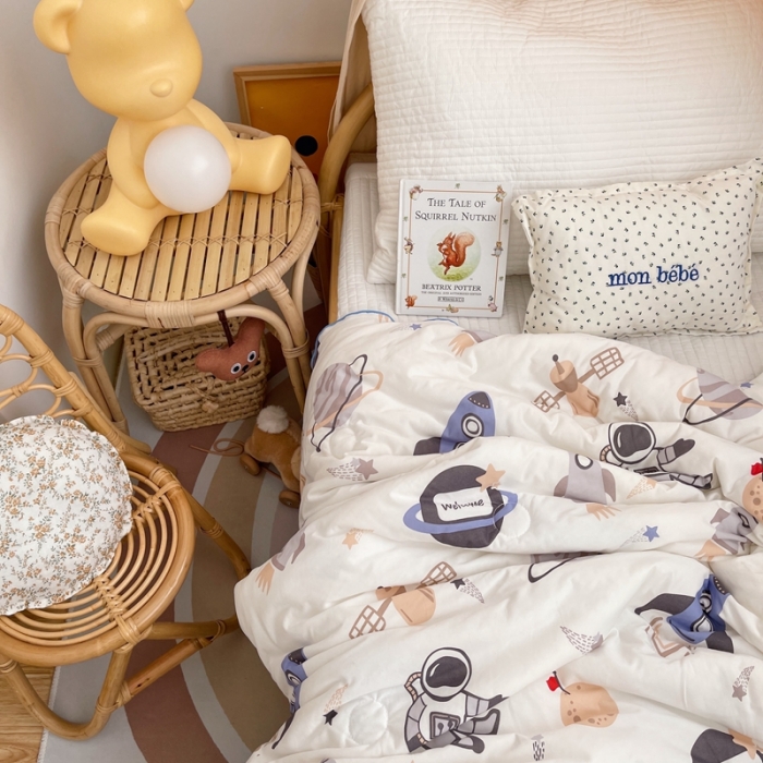 91家纺网 家纺一手货源 找家纺 星期八 2021新款裸睡大豆针织棉儿童夏被 外太空