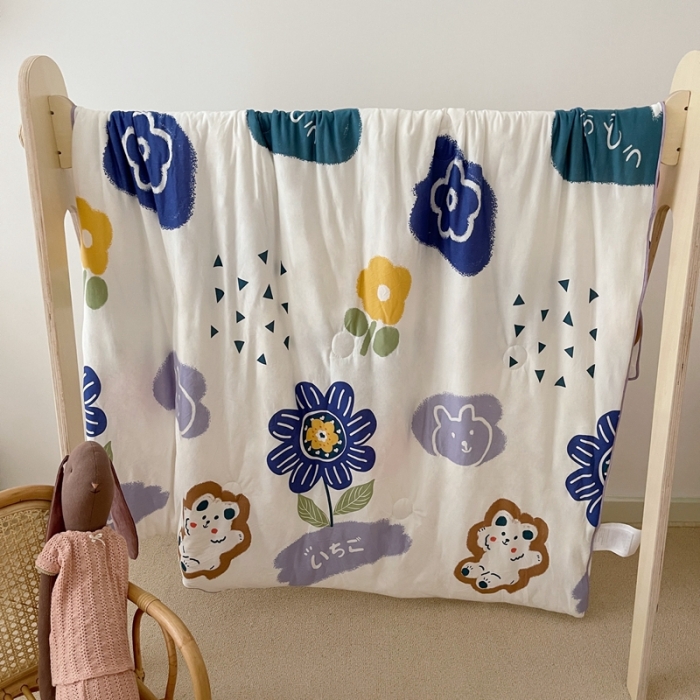 91家纺网 家纺一手货源 找家纺 星期八 2021新款裸睡大豆针织棉儿童夏被 向日葵