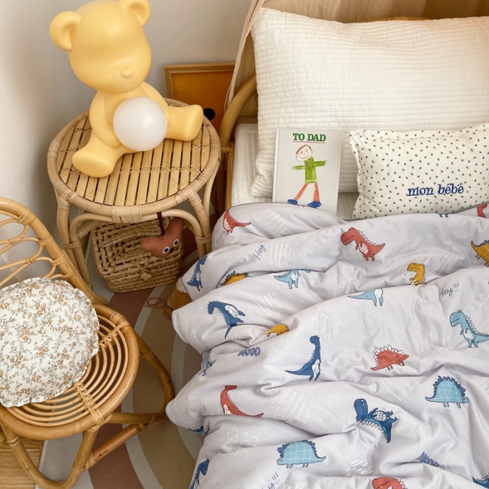 91家纺网 家纺一手货源 找家纺 星期八 2021新款裸睡大豆针织棉儿童夏被 小恐龙