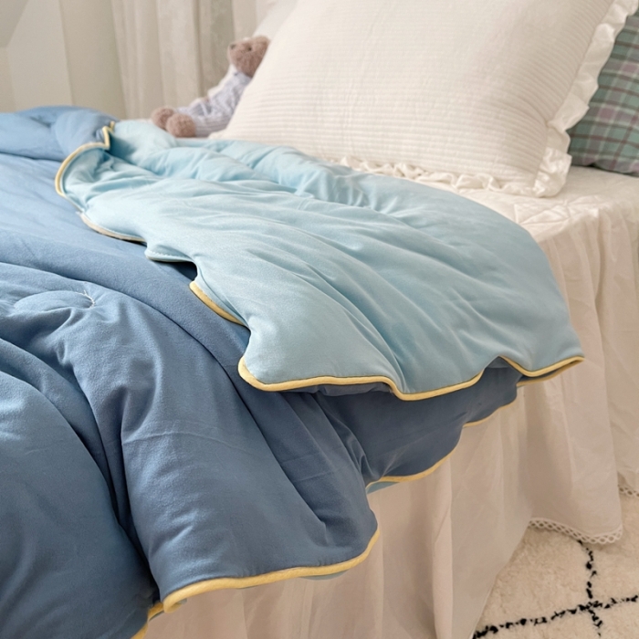 91家纺网 家纺一手货源 找家纺 星期八 2021新款马卡龙大豆针织棉夏被 深蓝-浅蓝