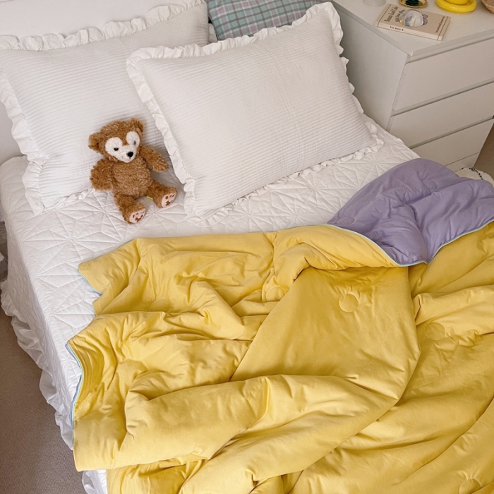 91家纺网 家纺一手货源 找家纺 星期八 2021新款马卡龙大豆针织棉夏被 黄-紫