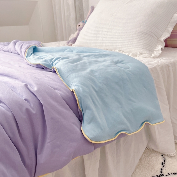 91家纺网 家纺一手货源 找家纺 星期八 2021新款马卡龙大豆针织棉夏被 紫-蓝