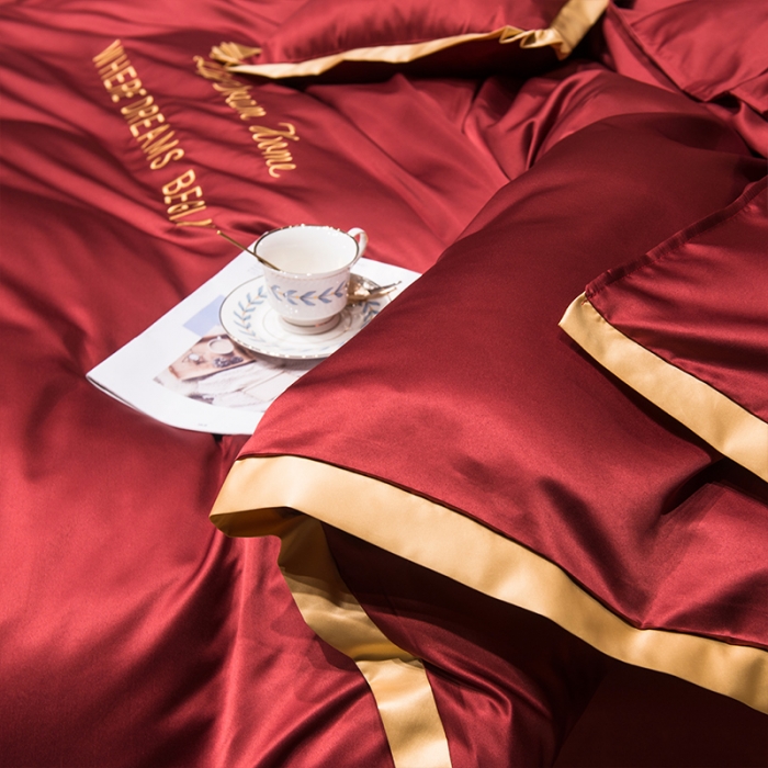 91家纺网 家纺一手货源 找家纺 2022简爱水洗天丝绣花四件套水洗真丝三件套 酒红